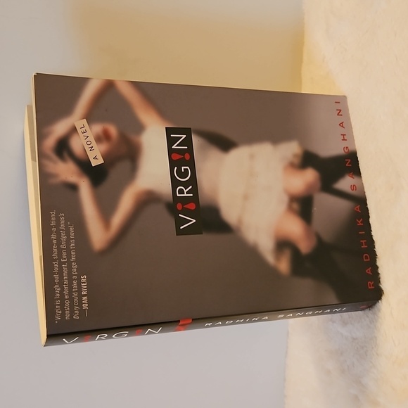 Virgin By Radhira Sanghani 2014 Home Accents Cofffe Table Books shelf decor - Picture 13 of 13